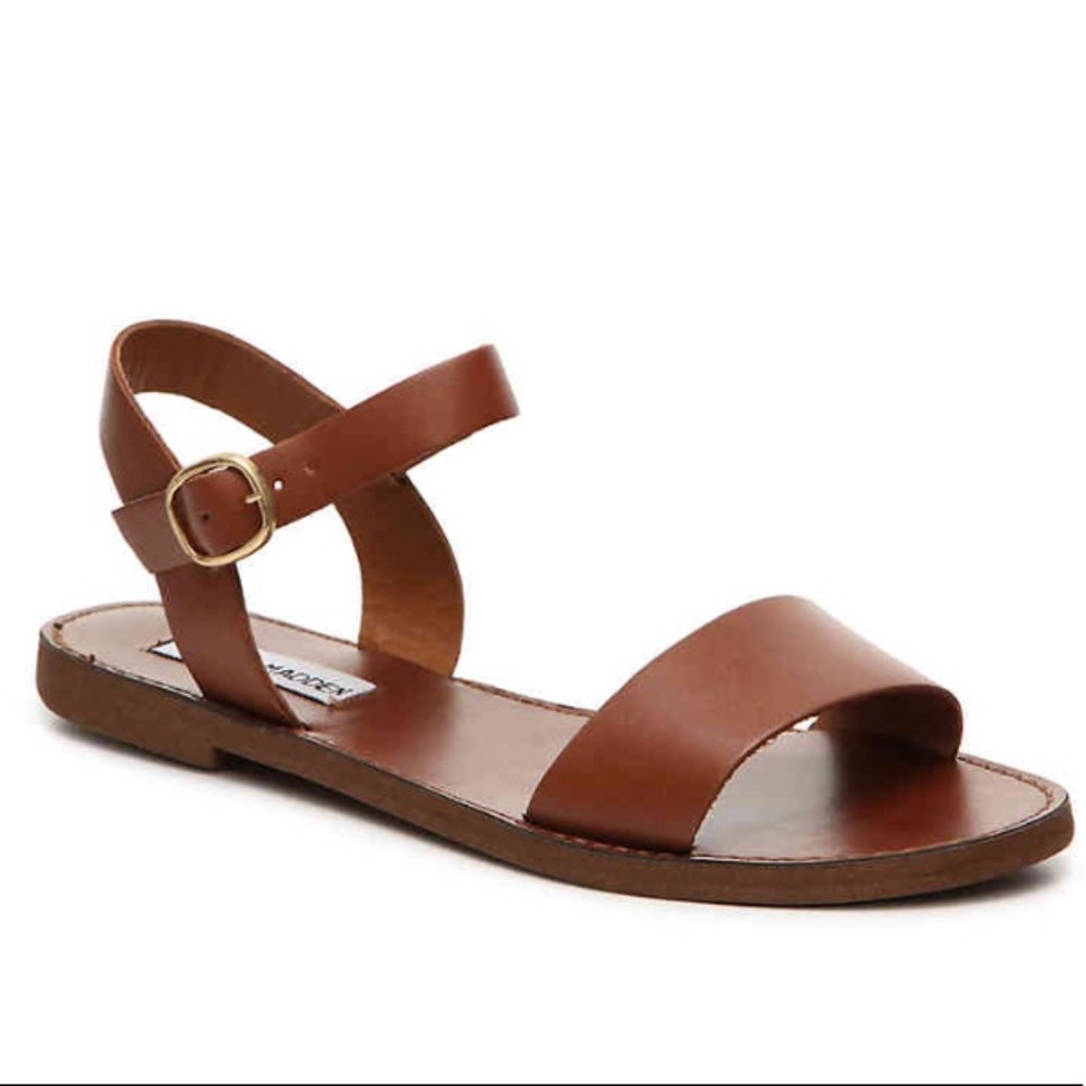 Steve Madden Donddi Flat Sandals